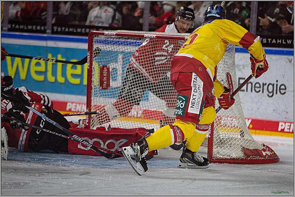 PENNY DEL; Koelner Haie- Duesseldorfer EG; Koeln, 16.12.2022